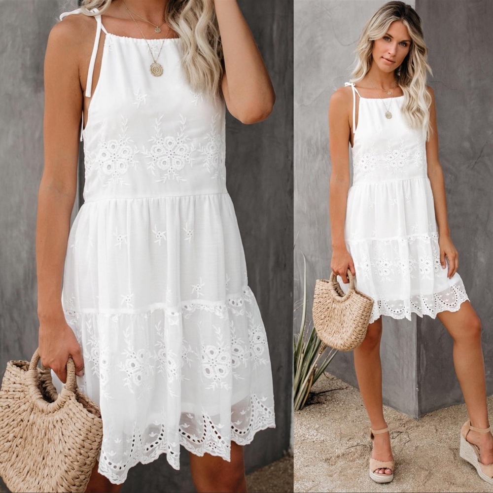 VICI Southern Comfort Tiered Eyelet Dress